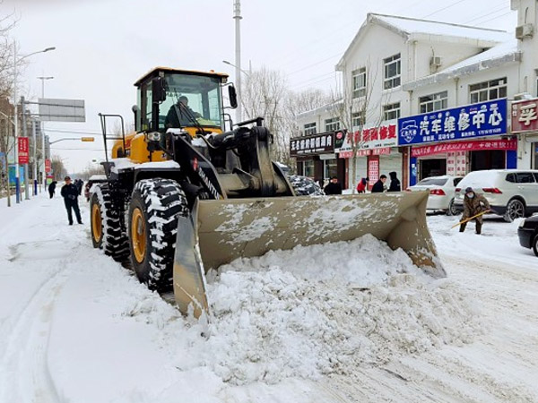 除雪保畅，凯发K8官网首页登录,凯发K8国际首页,凯发·k8国际铁肩道义勇担重任！